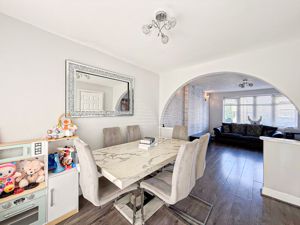 Photo 9- click for photo gallery